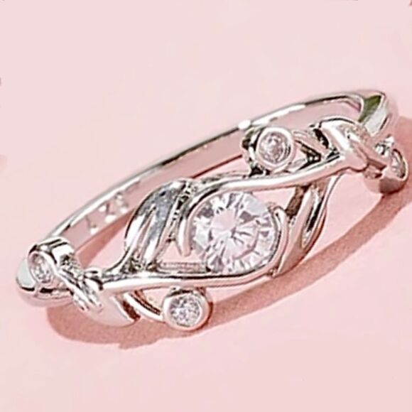 Size 7 925 Round CZ Floral Ring - Picture 1 of 12